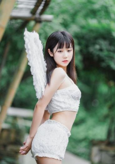 欧美多人集体狂欢派对_超清电视剧在线观看