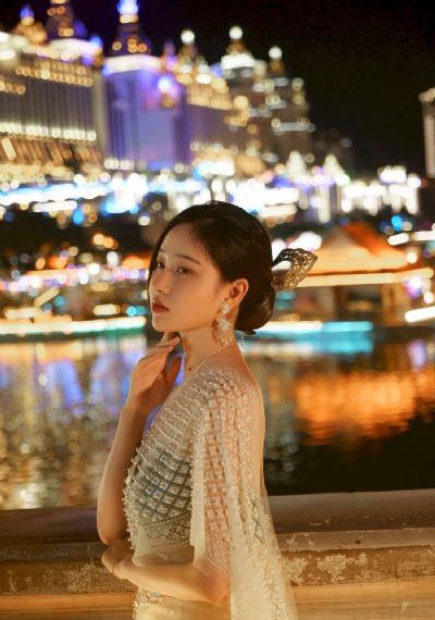 日本av人妖系列月岛杏奈_高清无删减在线观看