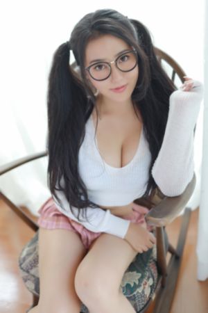 中国产业研究院app_中英字幕1080