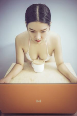 日韩美女诱网_1080完整在线观看