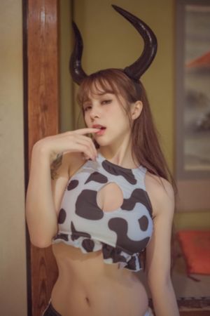 色偷偷久久一区二区三区_HD全集在线观看