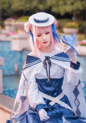 欧美男模亮鸟图_成长在线视频免费观看