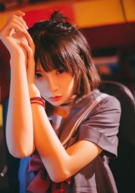 女生欧美头像_720迅雷电影在线